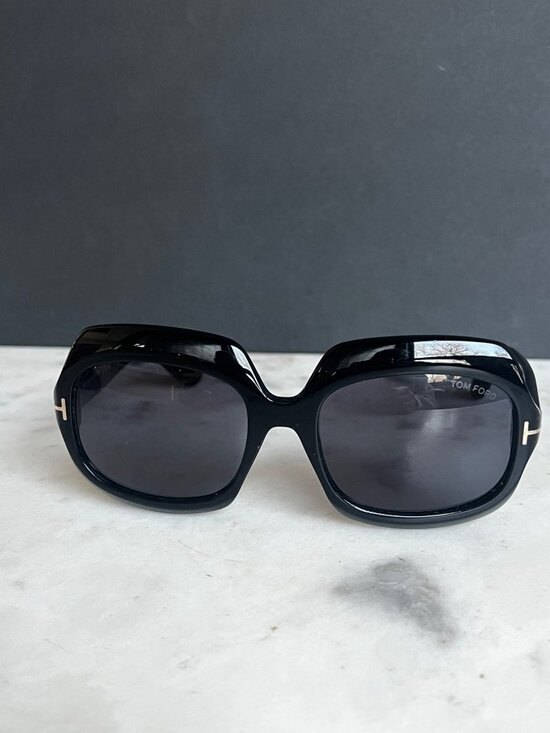 TOM FORD Ren TF1155 Black sunglasses main image 9